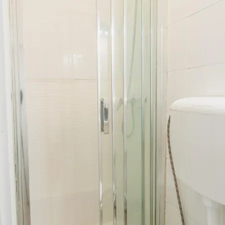 Solmar House בית הארחה 3*